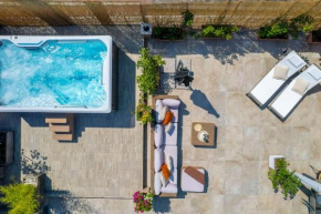 Via Indipendenza – Attico di lusso con Piscina